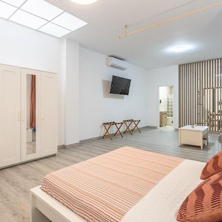 Semana Santa Apartment Sevilla Bagian luar foto