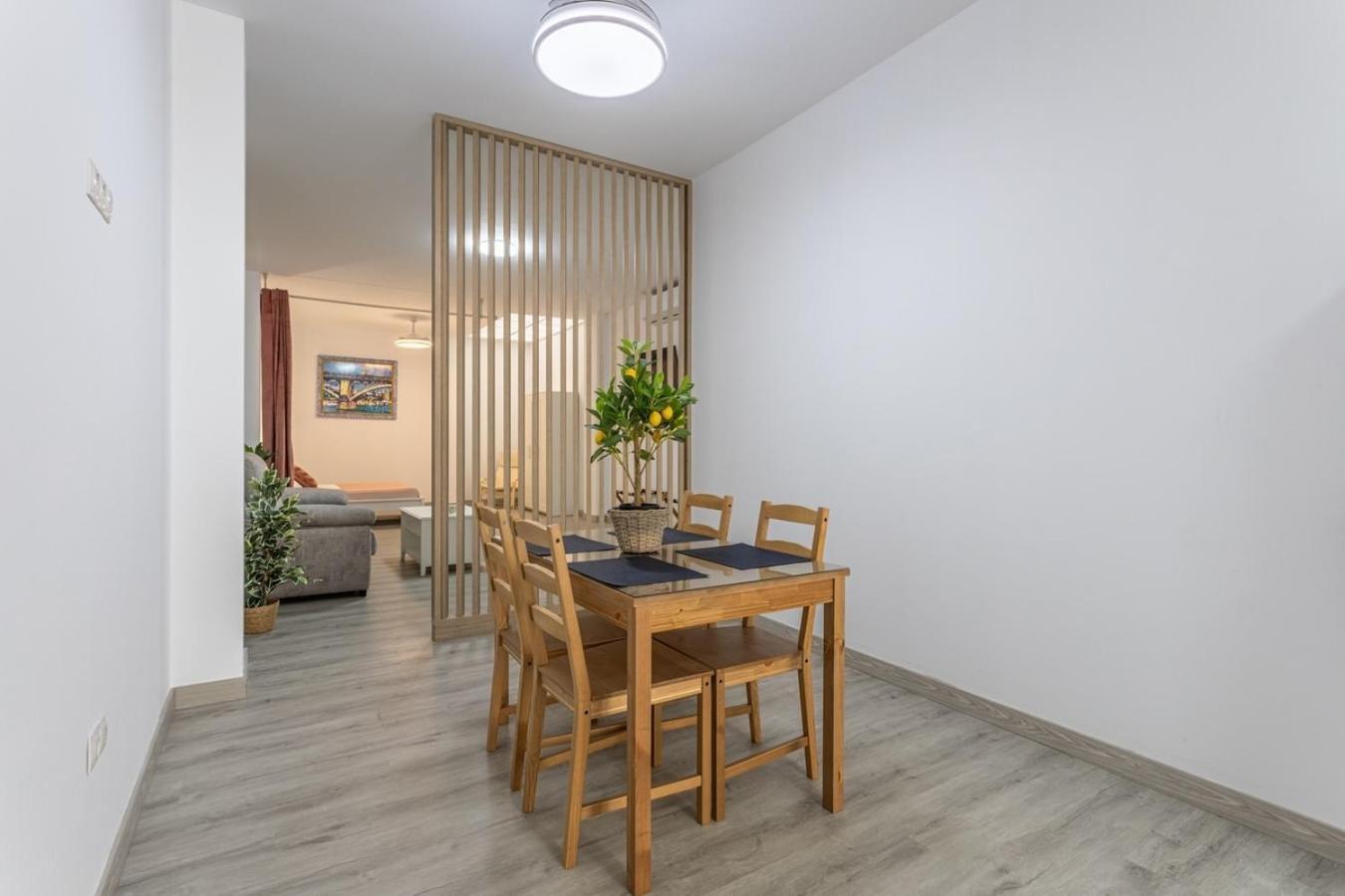 Semana Santa Apartment Sevilla Bagian luar foto