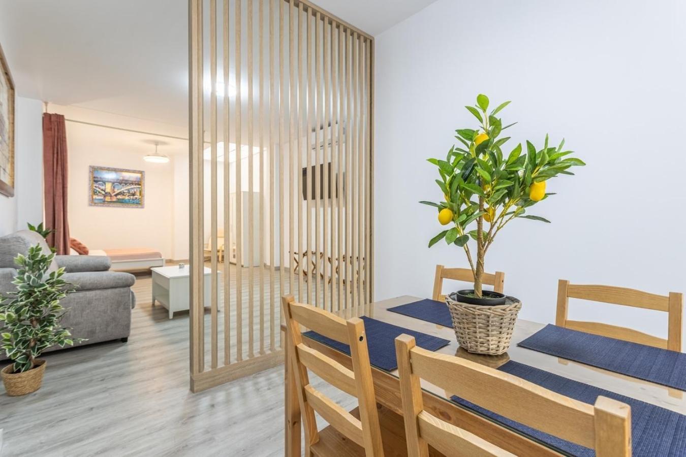 Semana Santa Apartment Sevilla Bagian luar foto